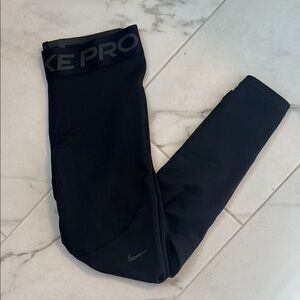 Women’s Nike Pro Therma Black Leggings